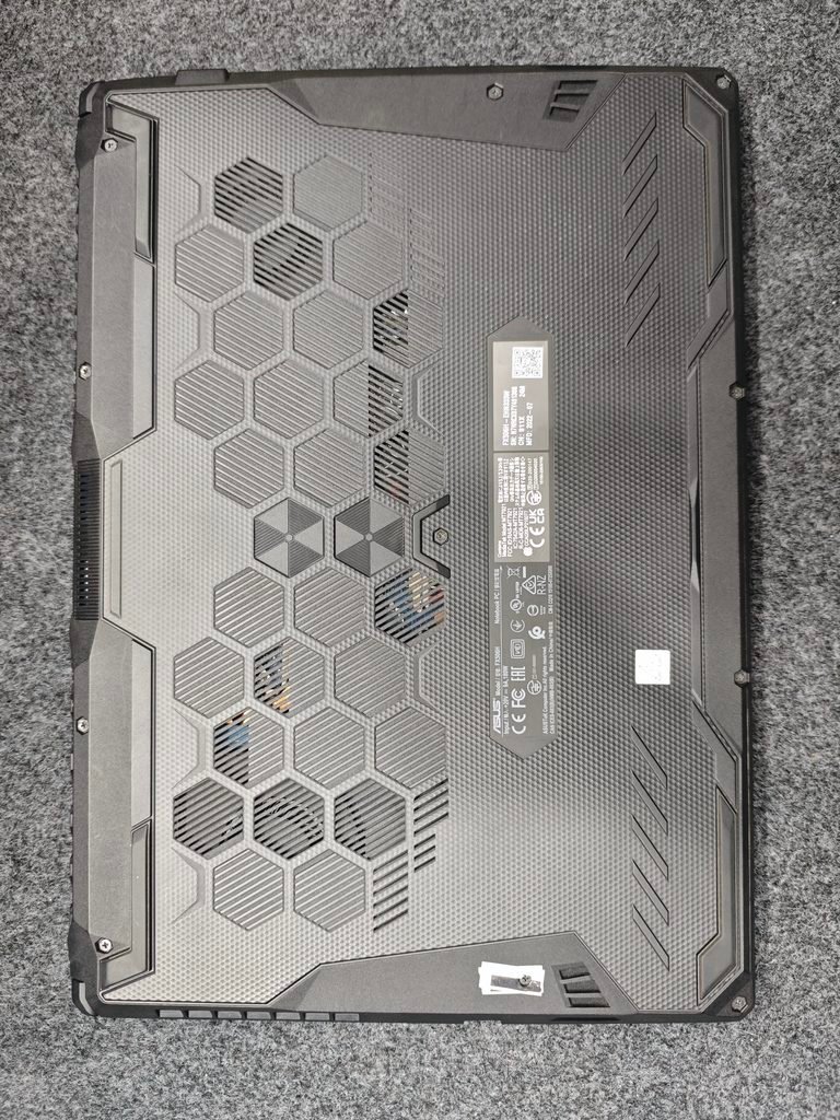 ASUS TUF Gaming F15 backside 