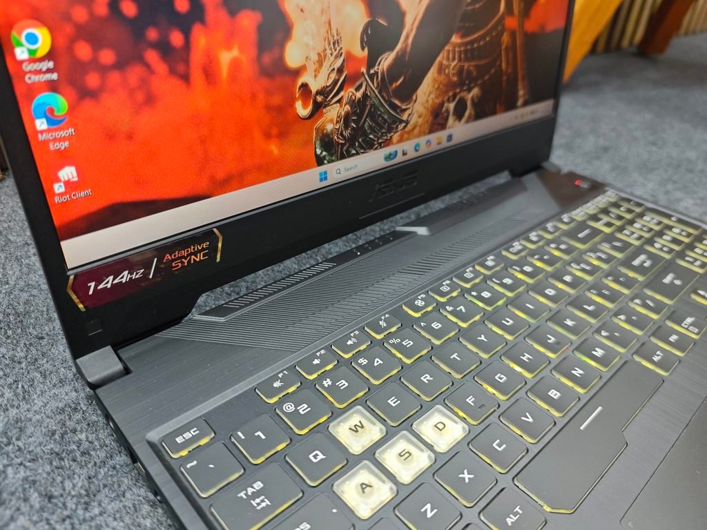 ASUS TUF Gaming F15 Laptop Look