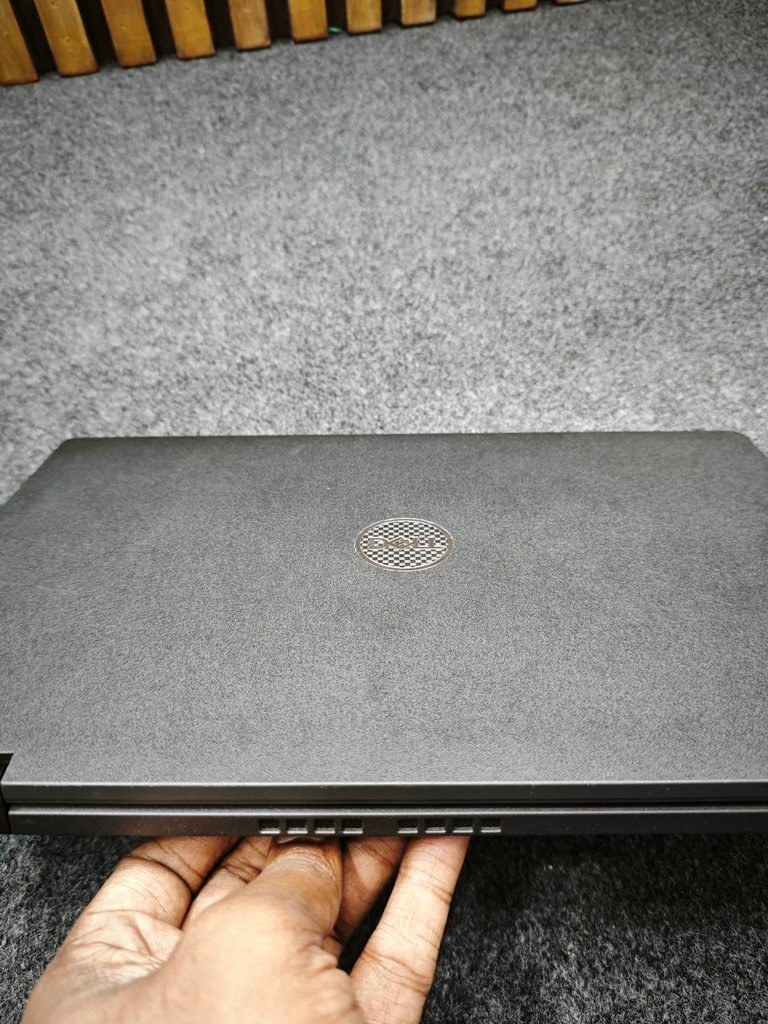 Dell Latitude 7330 Laptop Logo