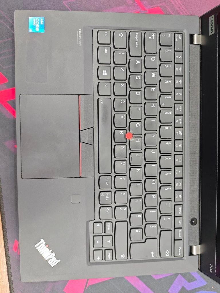 Lenovo ThinkPad P14s Gen 2 keyboard photos