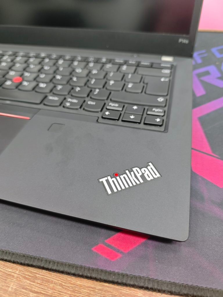 Lenovo ThinkPad P14s Gen 2 logo
