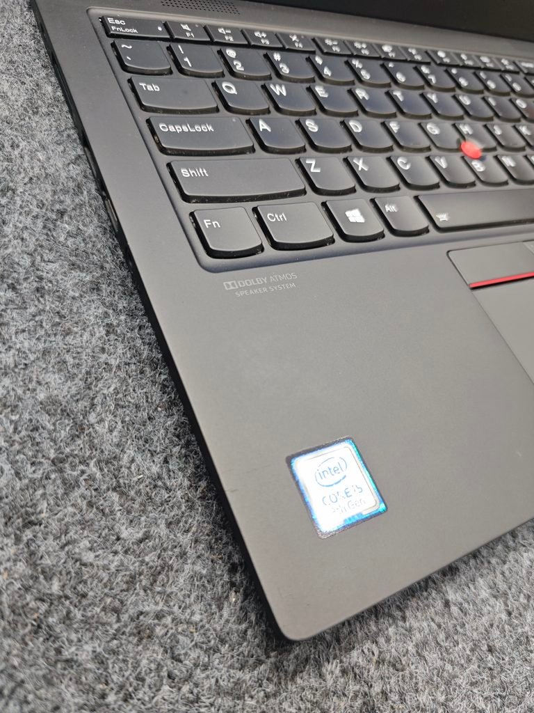 Lenovo ThinkPad X1 Carbon Gen 7 Dolby Atmos Speaker and Intel Logo Photos