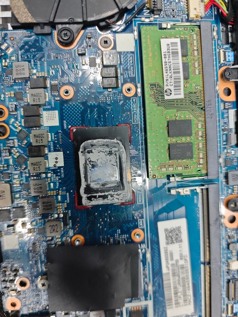 laptop overheat processor section picture